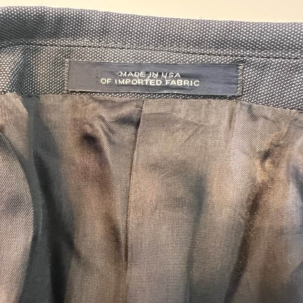 Joseph Abboud Gray Sport Coat with Notched Lapels - Picture 9 of 9